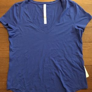 NWT Lululemon Love Tee, Size 8